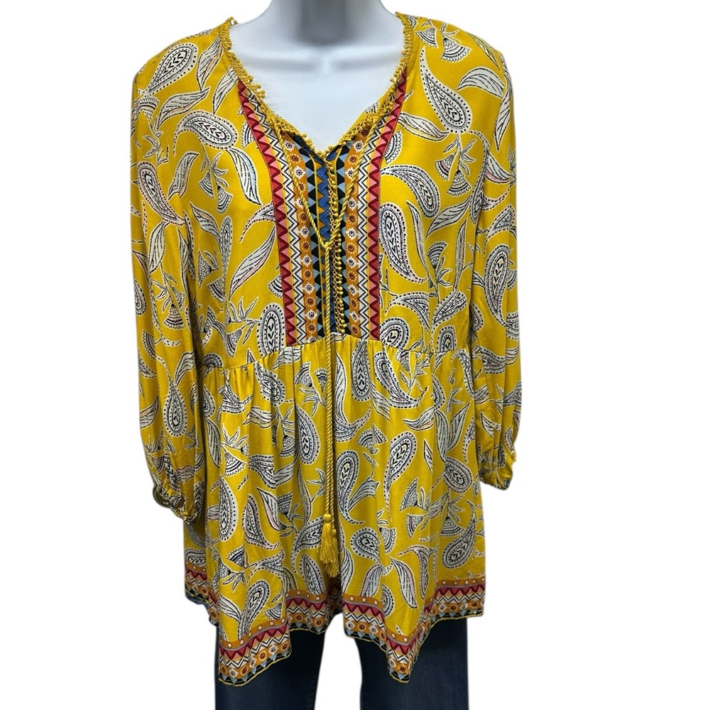 S/M.  Lapogee. Vibrant Yellow Paisley Women's Tunic.  LG/GR/GR01